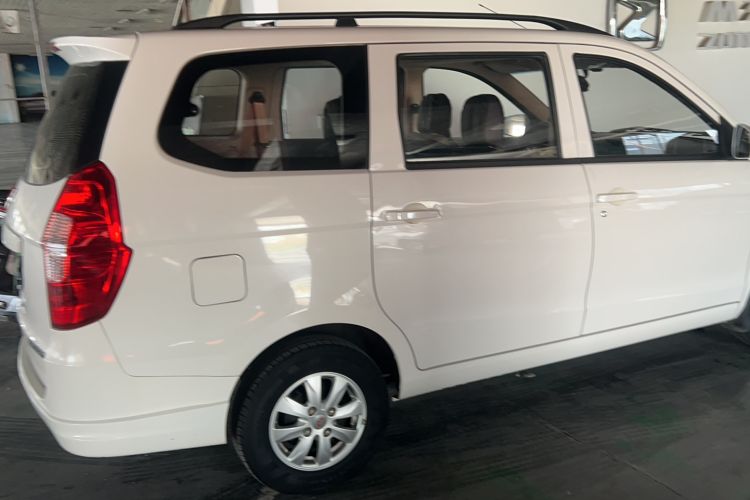 Used Wuling Hongguang 2018 1.5L Classic S Standard Model Exterior 1
