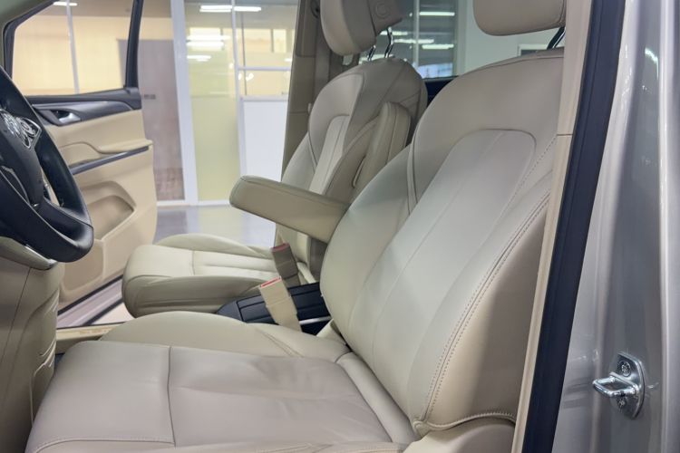 Used Buick GL8 2023 ES Lu Zun Deluxe Model Left Front Seat