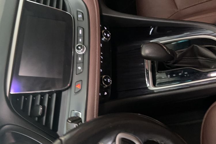 Used Buick GL6 2018 18T 6-Seater Prestige Model
