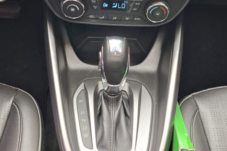 Used Ford Escort 2017 Happiness Edition 1.5L Automatic Fashion Version