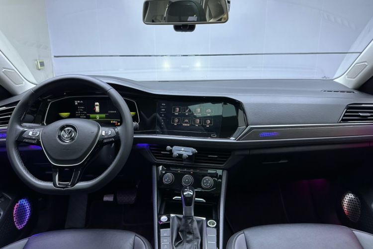 Used Volkswagen Sagitar 2021 280TSI DSG Excellence Edition Interior 5