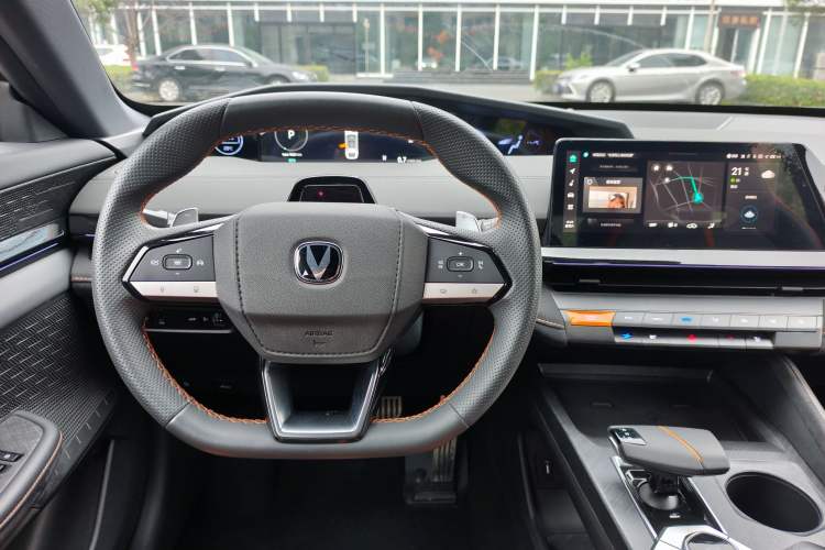 Used Changan UNI-V 2024 1.5T Prestige Sport Edition