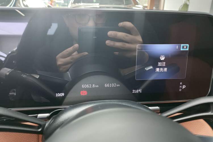 Used Mercedes-Benz S-Class 2022 Refresh S 450 L 4MATIC Odometer Close Up