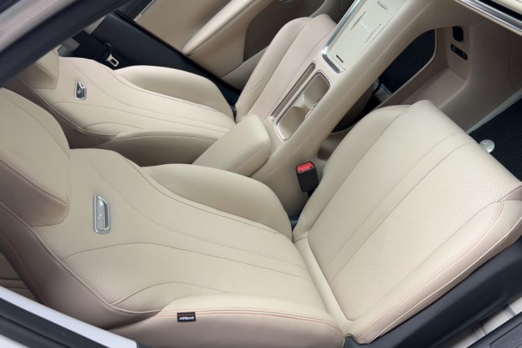 Used Wuling Bingo S 2025 Model 325km Deluxe Edition