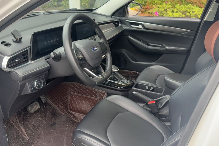 Used Ford Escort 2021 1.5L Automatic Diamond Edition Exterior 4