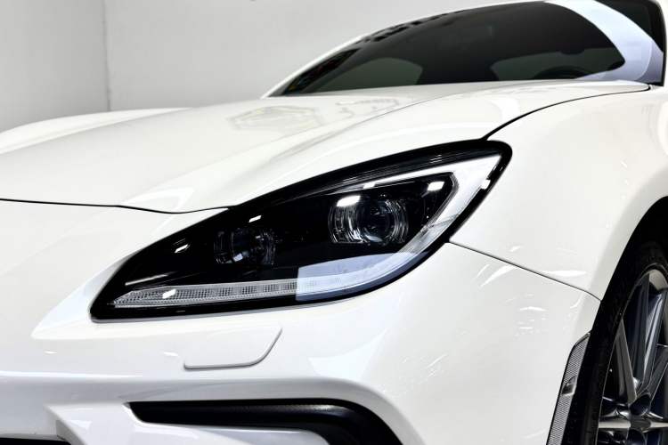 Used Subaru BRZ 2022 2.4L Manual Version
