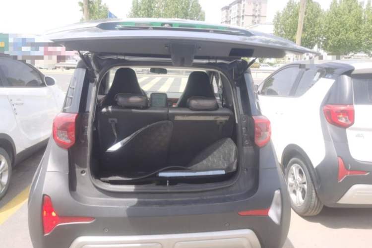 Used Chery New Energy Little Ant 2022 Sweet Pink Edition Half-Sugar Version Lithium Iron Phosphate 29.2 kWh 30 kW 301 km