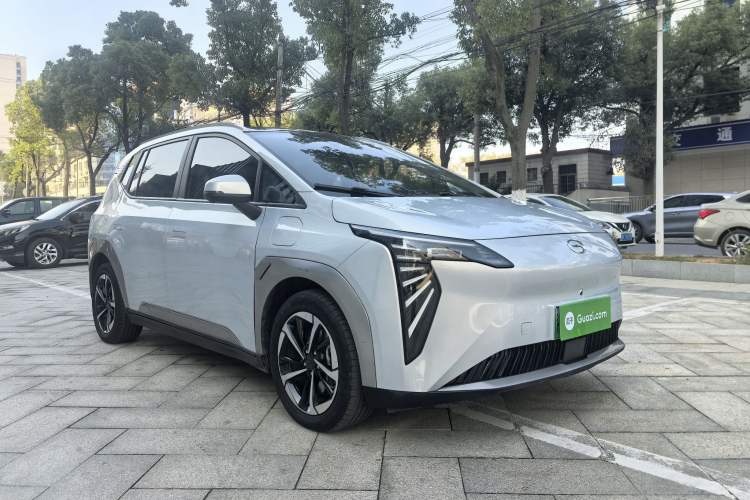 Used AION Y 2024 Younger Star Edition