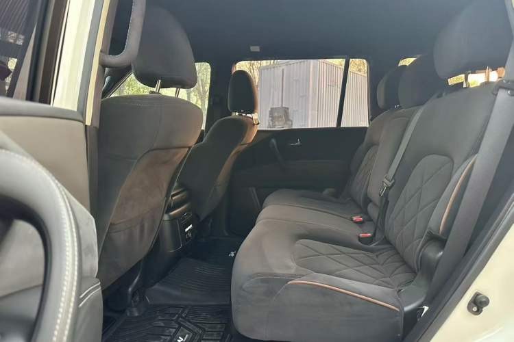 Used Nissan Patrol 2018 4.0L LinkedIn Edition