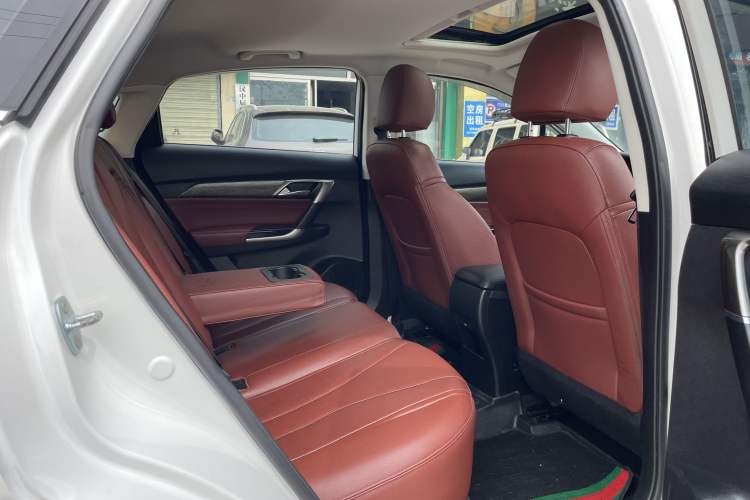 Used BAIC Senova D50 2019 1.5L Manual Prestige Edition China VI Interior 3