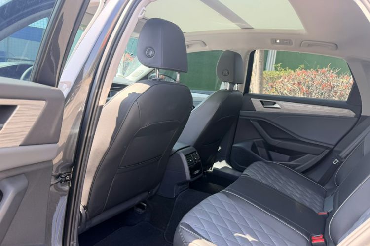 Used Volkswagen Sagitar 2025 Revised Version Three 300TSI DSG Excellence Edition