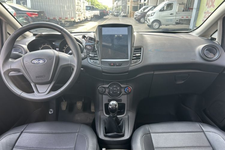 Used Ford Fiesta 2013 Sedan 1.5L Manual Fashion Edition