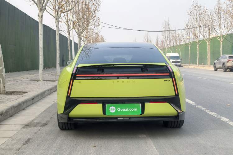 Used XPeng P7 2025 Model—750 All-Wheel-Drive High-Performance Ultra Exterior 5