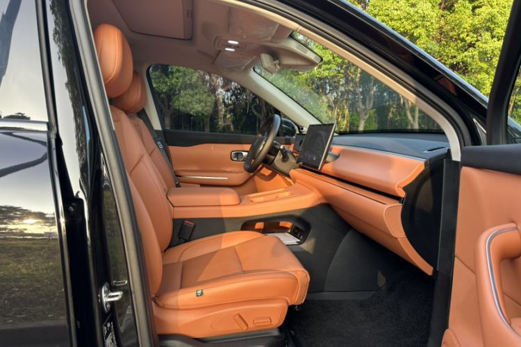 Used Leapmotor C16 2024 Range-Extended 200 Luxury Edition