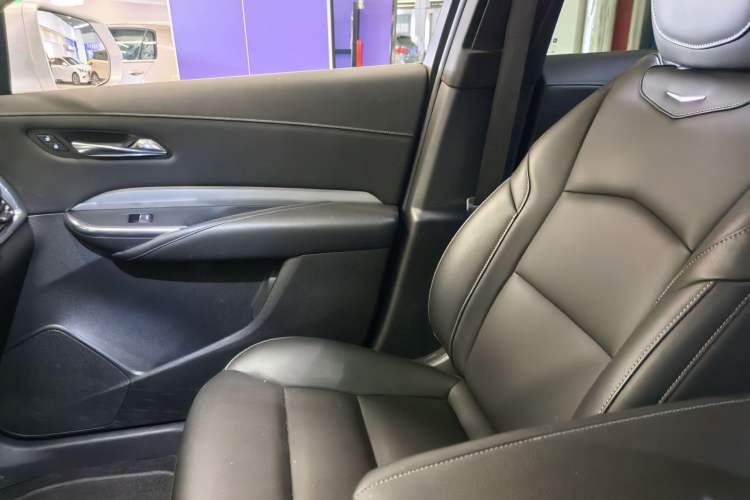 Used Cadillac XT4 2020 Revised Version 28T Two-Wheel Drive Luxury Edition
