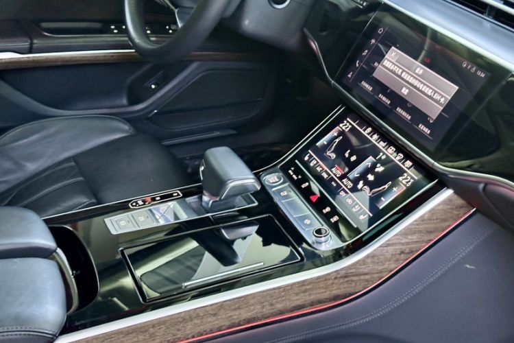 Used Audi A8 2019 A8L 55 TFSI quattro Prestige Edition Interior 5