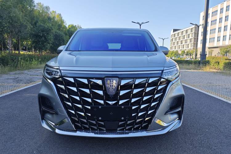 Used Roewe iMAX8 2022 400TGI Celebration Edition
