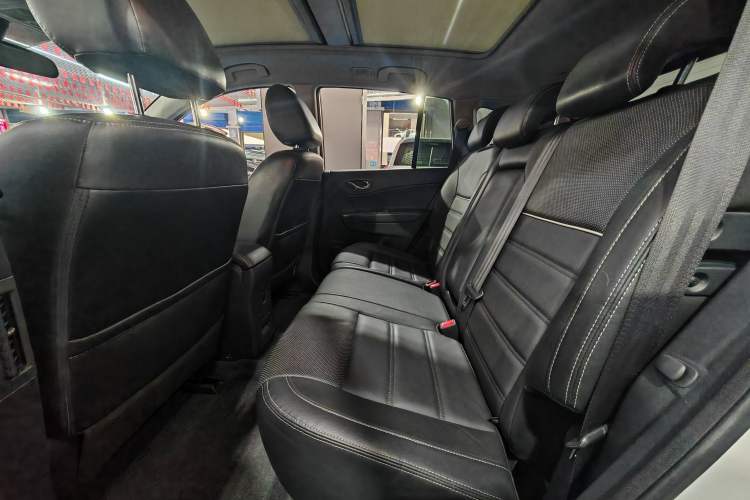 Used Renault Koleos 2015 2.5L 4x4 Comfort Edition
