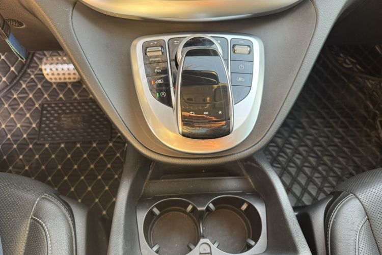 Used Mercedes-Benz V-Class 2017 V 260 Prestige Edition