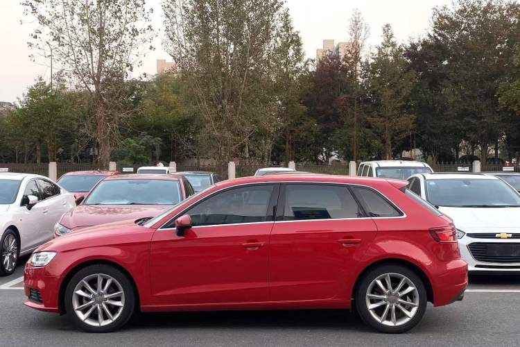 Used Audi A3 2018 30th Anniversary Edition Sportback 35 TFSI Ambition Model
