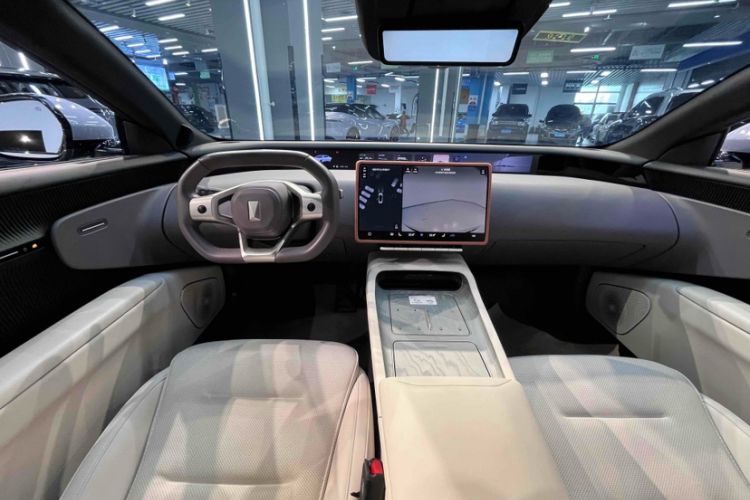 Used Avatr 12 2023 650 Three-Laser Four-Wheel Drive Performance Edition
