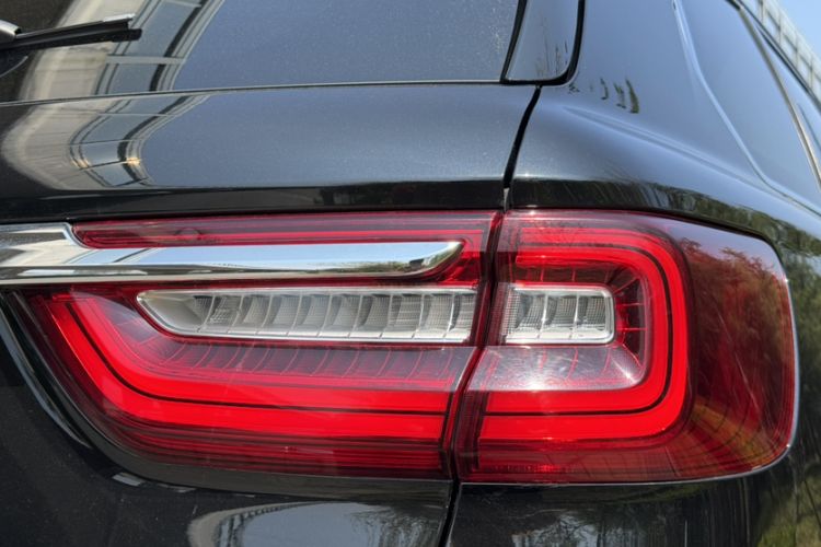 Used Hongqi HS7 2021 2.0T DCT Two-Wheel Drive Smart Connect Flagship Edition