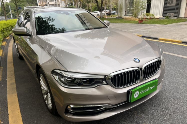 Used BMW 5 Series New Energy 2020 Mileage Upgrade Version 530Le Luxury Package Exterior 3