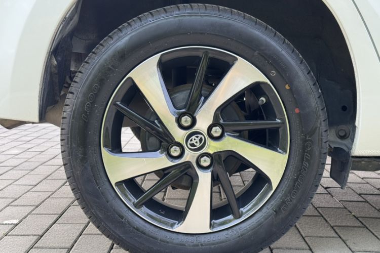 Used Toyota YARiS L Zhi Xuan 2020 1.5L CVT Leading Edition
