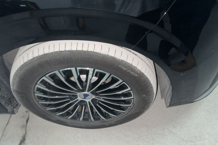 Used Denza D9 2024 DM-i 980 Four-Wheel Drive Flagship Model