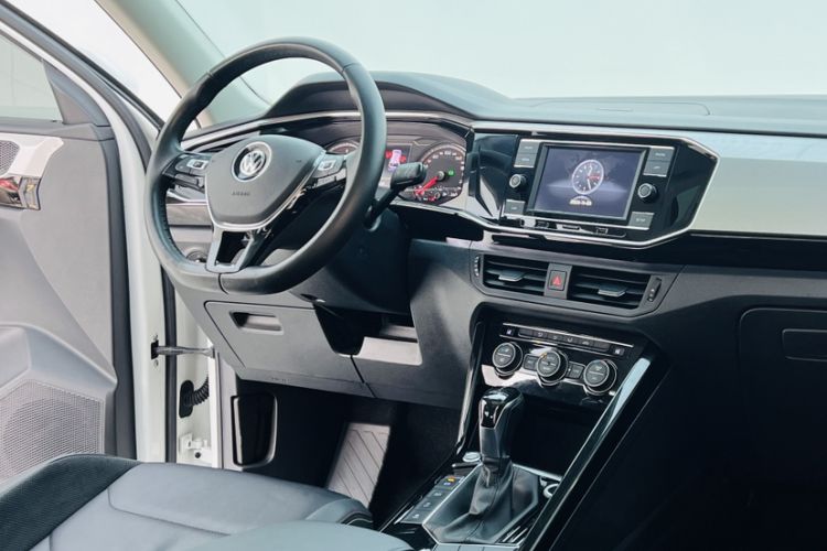 Used Volkswagen Tayron 2019 330TSI Two-Wheel-Drive Luxury Version China V Emission Standard