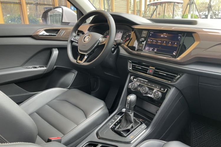 Used Volkswagen Tharu 2019 330TSI Four-Wheel Drive Luxury Edition China VI Standard
