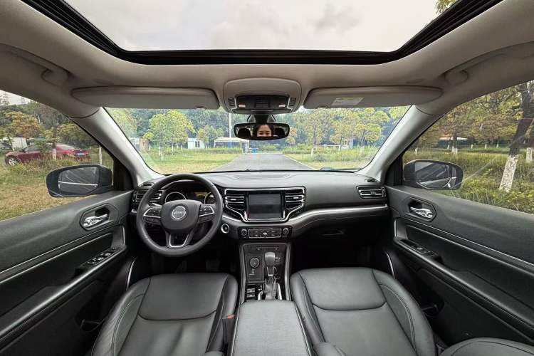 Used Jeep Grand Commander 2018 2.0T Four-Wheel Drive Enjoyment Edition China VI