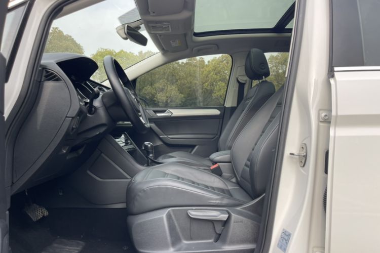 Used Volkswagen Touran 2021 Touran L 280TSI DSG Comfort Edition 7 Seats Left Front Seat