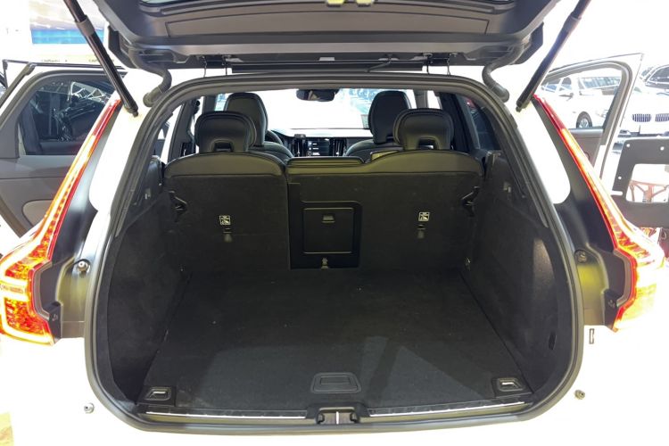 Used Volvo XC60 2021 T5 4x4 Smart & Advanced Sport Edition Trunk