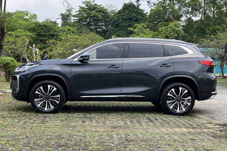 Used EXEED Lingyun 2024 300T Two-Wheel Drive Starlight Edition