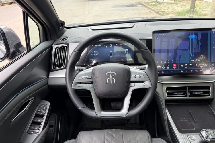 Used BYD Song L DM-i 2025 Intelligent Driving Version 112 km Beyond-Range Type