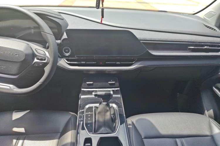 Used Wuling Victory 2020 1.5T CVT Luxury Model