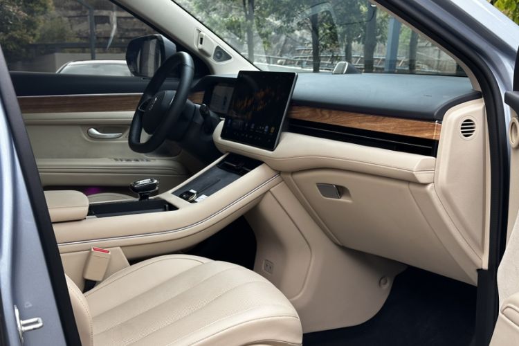 Used Hima AITO M7 2022 1.5T Four-Wheel Drive Luxury Edition
