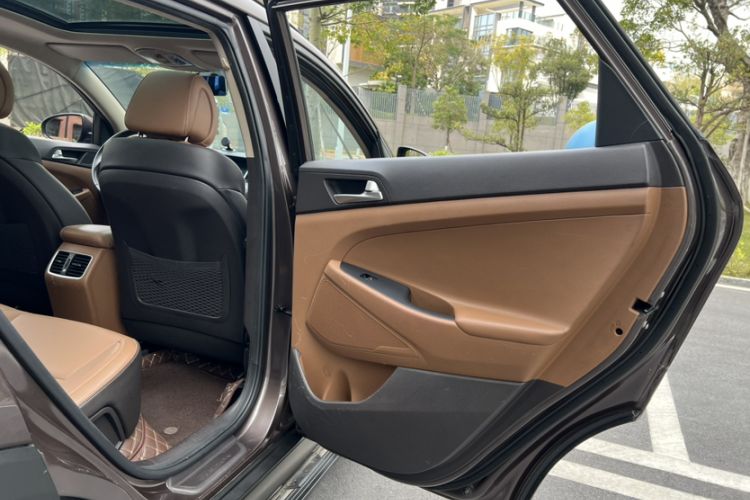 Used Hyundai Tucson 2015 1.6T Dual-Clutch Two-Wheel-Drive Smart Model