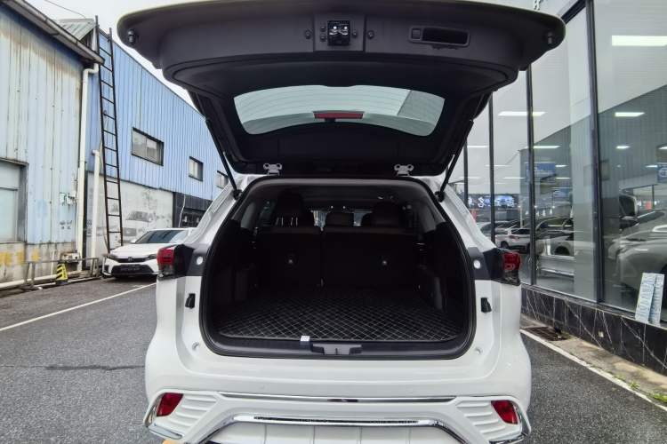 Used Toyota Highlander 2024 2.5L Smart Electric Hybrid Dual-Motor Two-Wheel-Drive Elite Edition 5 Seats Trunk