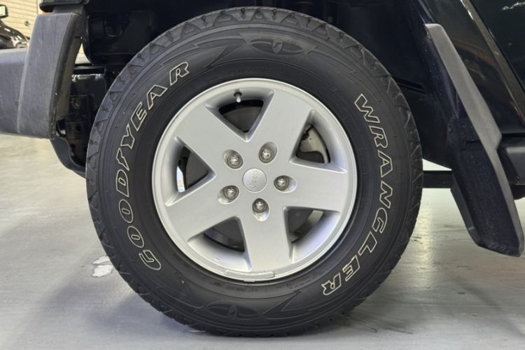 Used Jeep Wrangler 2012 3.6L Sahara two-door version
