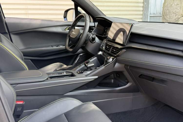 Used Lynk & Co 06 2023 Remix 1.5T Dynamic Halo