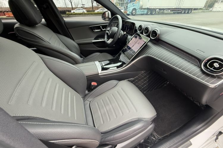 Used Mercedes-Benz C-Class 2023 C 200 L Sport Edition Interior 10