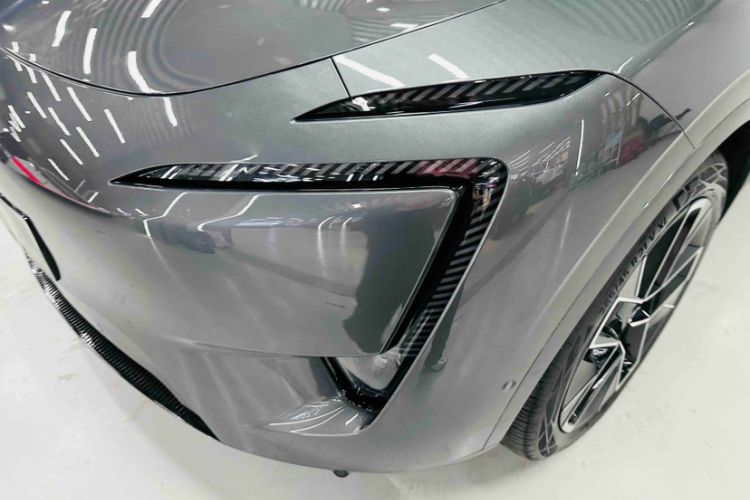 Used Avatr 11 2023 Harmony 90-degree Rear-wheel Drive Edition Left Front Headlight