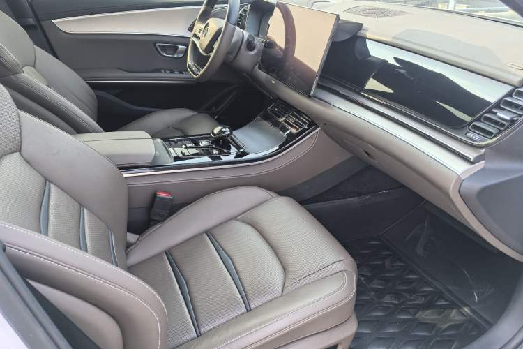 Used BYD Han 2021 EV Standard Range Luxury Model Interior 4