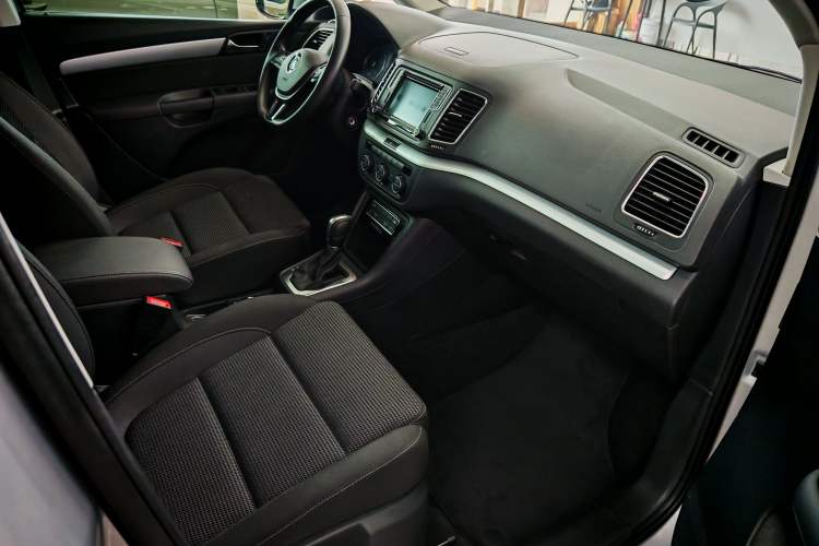 Used Volkswagen Sharan 2018 380TSI Comfort Edition 7-Seater

