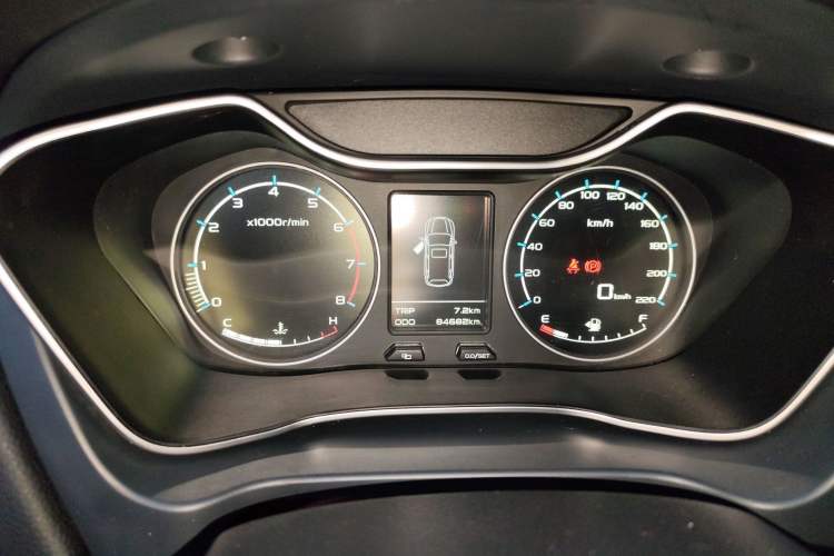 Used Geely Auto Vision X6 2016 1.8L Manual Luxury Model