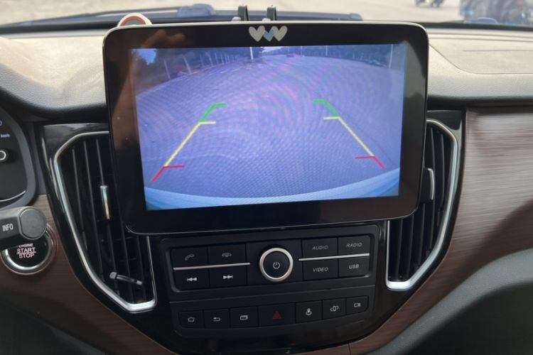 Used FAW Senya R7 2017 1.6L Automatic Prestige Model
