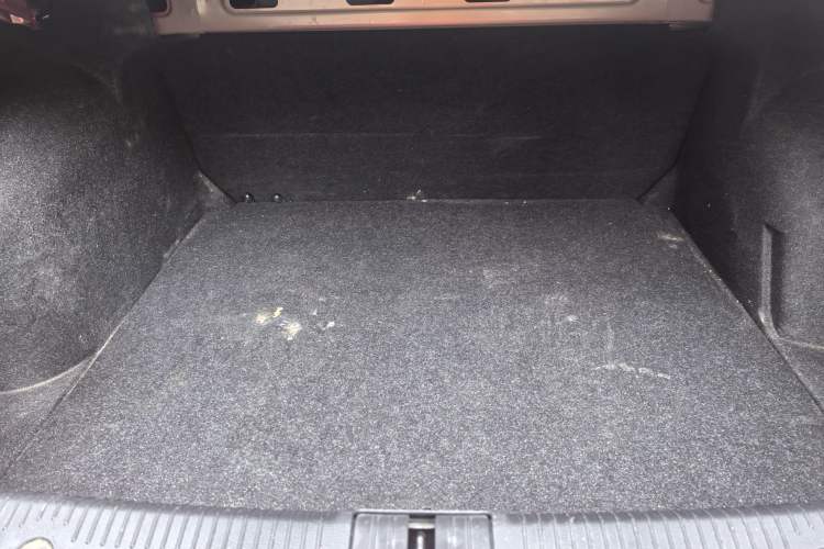Used Roewe i6 2020 PLUS 1.6L CVT 4G Connected Glory Flagship Edition
