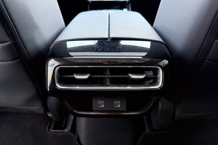 Used Honda P7 2025 Rear-Drive Long-Range Pro